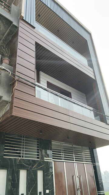 Staircase in 5 BHK Independent House at Gayatri Enclave Govindpuram, Govindpuram – for Sale