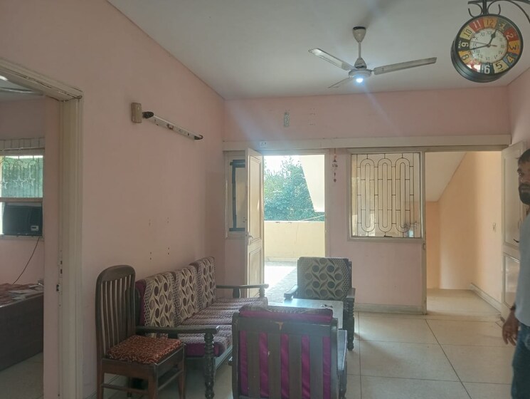 Living Room, saket 1 Bedroom 500 Sq.Ft. Villa In Saket Delhi 9774966