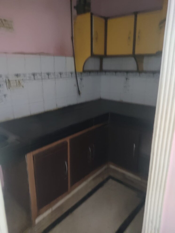 Kitchen, niti khand ii 2 Bedroom 850 Sq.Ft. Builder Floor In Niti Khand ii Ghaziabad 9774984