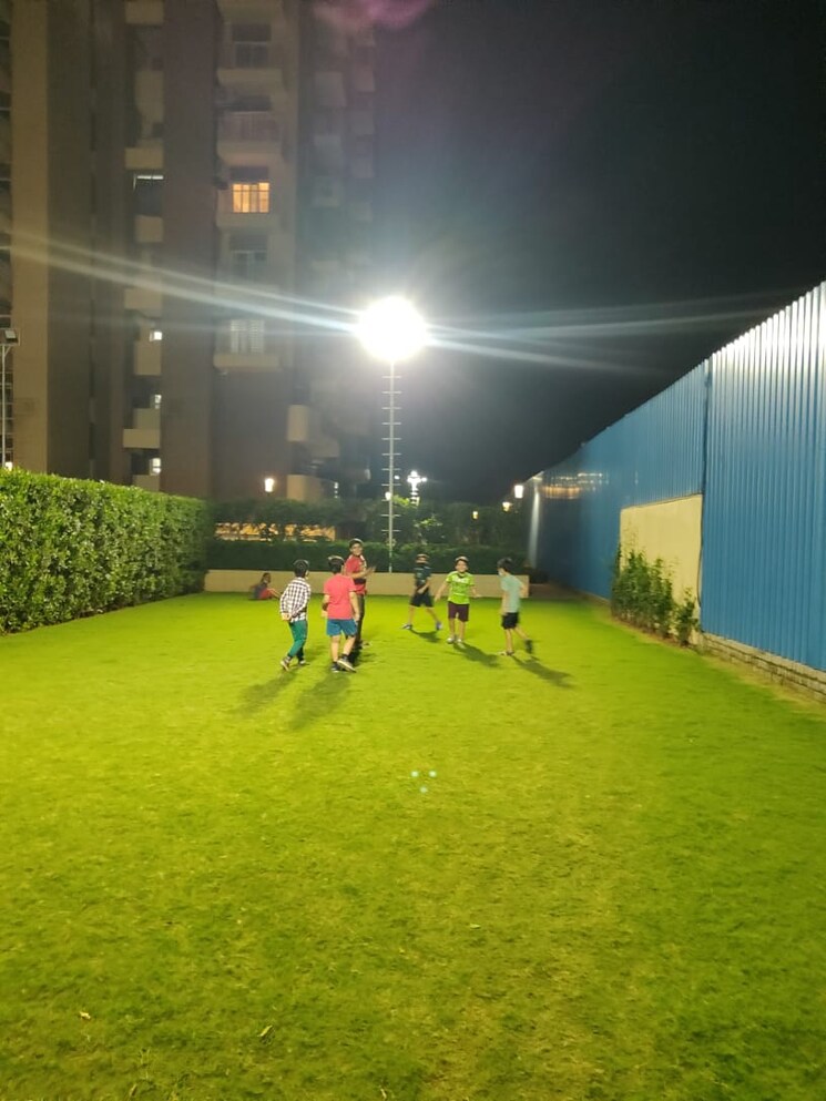 Garden, eldeco-acclaim 3 Bedroom 1751 Sq.Ft. Apartment In Sohna Sector 2 Gurgaon 9774982