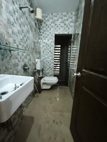 Attached Bathroom in 3 BHK Apartment at Sainath Nagar – for Rent
