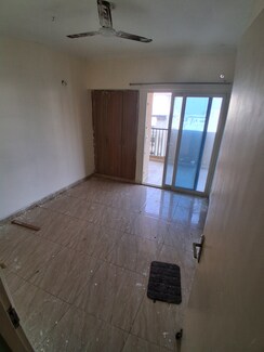 4 BHK + Servant Room Penthouse For Sale in Orchid Petals