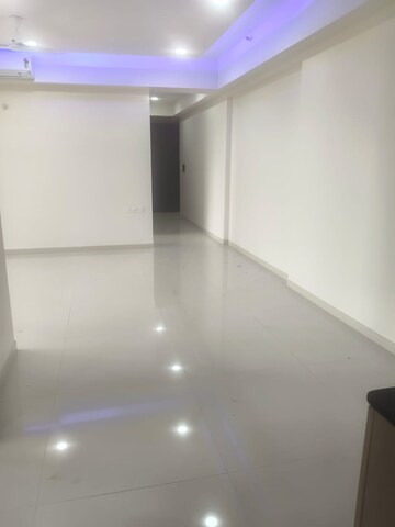 Room in 3 BHK Apartment at Adani Ten BKC, Bandra East – for Rent