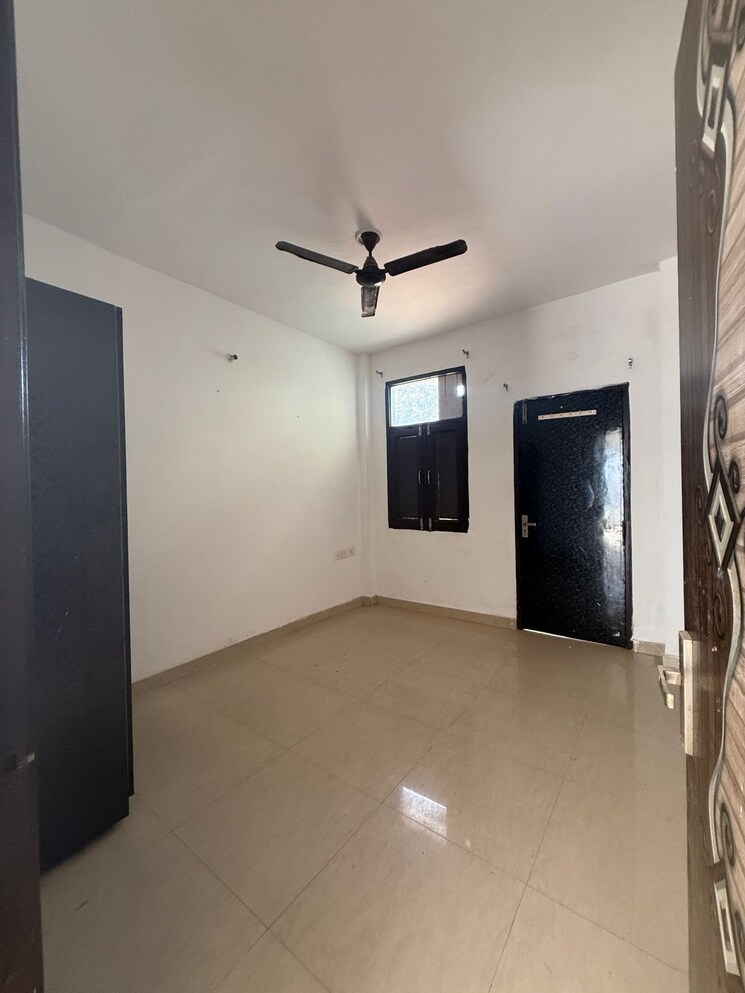 Room, orchid-petals 4 Bedroom 2860 Sq.Ft. Penthouse In Sector 49 Gurgaon 9775169