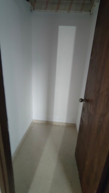 Room in 2 BHK Apartment at Lodha Palava City Lakeshore Greens, Dombivli East – for Rent