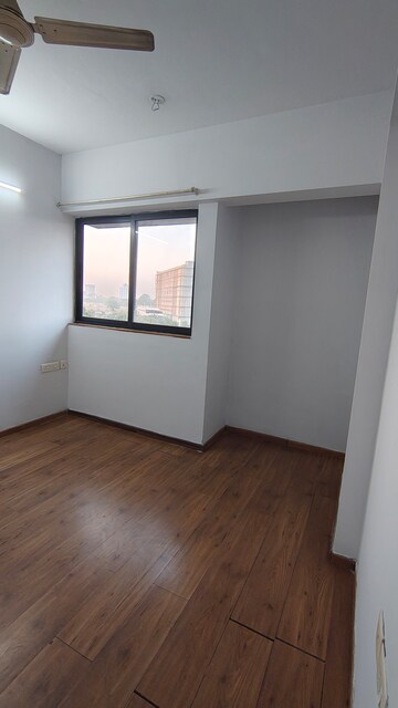 Room in 2 BHK Apartment at Lodha Palava City Lakeshore Greens, Dombivli East – for Rent