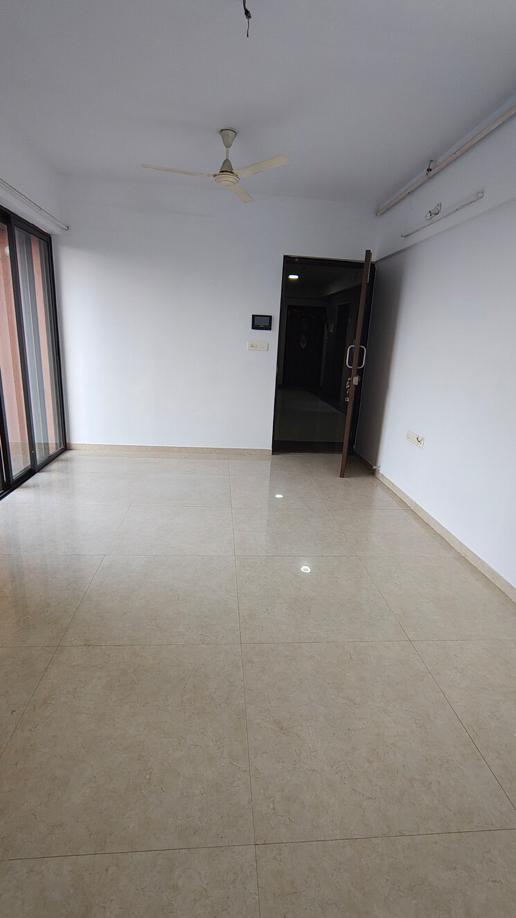 undefined, lodha-palava-city-lakeshore-greens 2 Bedroom 920 Sq.Ft. Apartment In Dombivli East Thane 9775231