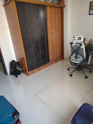 Master Bedroom in 2 BHK Apartment at Wakad – for Rent