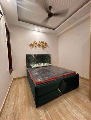 Bedroom in 2 BHK Apartment at Saket – for Rent