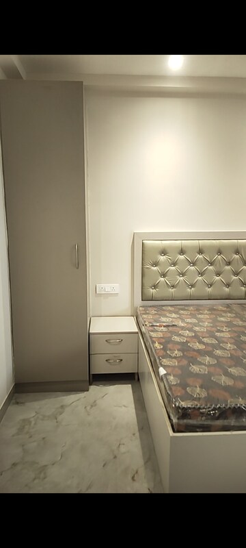 1 BHK Builder Floor For Rent in Sector 55