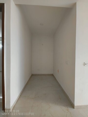 Building Lobby in 3.5 BHK Apartment at M3M Soulitude, Sector 89 – for Rent