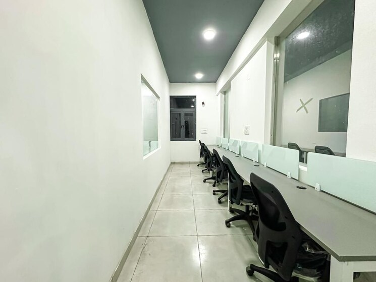 Floor Plan, sector 62 Commercial Office Space in IT/SEZ 10000 Sq.Ft. In Sector 62 Noida 9775467