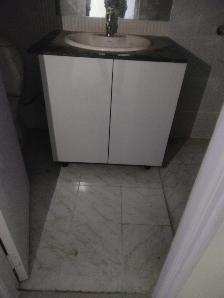 Bathroom, sare-home 3 Bedroom 1593 Sq.Ft. Apartment In Sector 92 Gurgaon 9775587