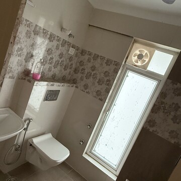 Furnished Amenities in 2 BHK Apartment at Supertech Hues, Sector 68 – for Rent