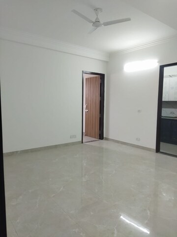 Room in 1 BHK Builder Floor at Chattarpur – for Rent