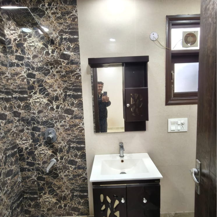 undefined, lajpat nagar ii 2 Bedroom 900 Sq.Ft. Builder Floor In Lajpat Nagar ii Delhi 9775773