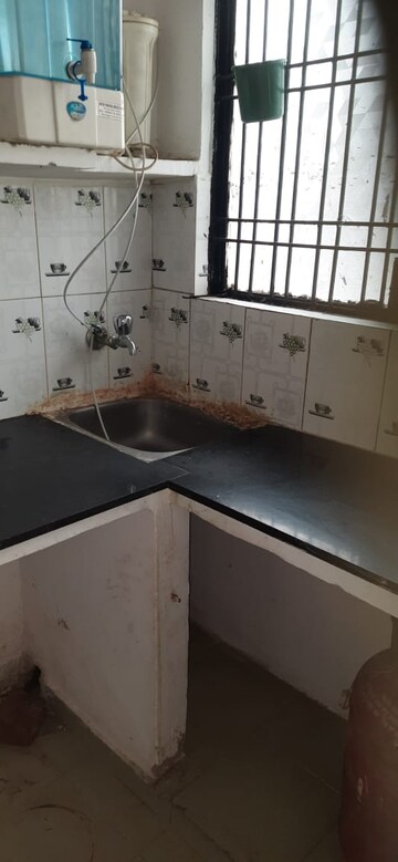 Kitchen in 2 BHK Villa at Aliganj Plaza, Aliganj – for Rent