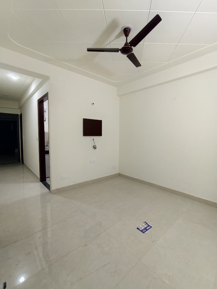 Room, mehrauli 1 Bedroom 450 Sq.Ft. Builder Floor In Mehrauli Delhi 9775763