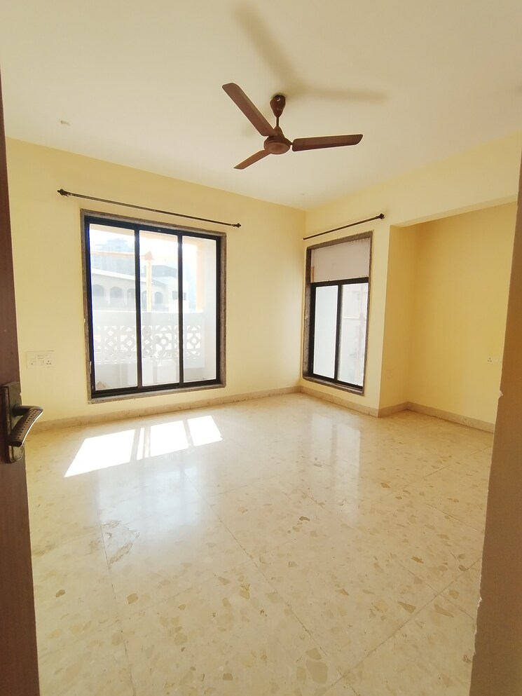 Room, swastik-regalia 2 Bedroom 850 Sq.Ft. Apartment In Waghbil Thane 9775806
