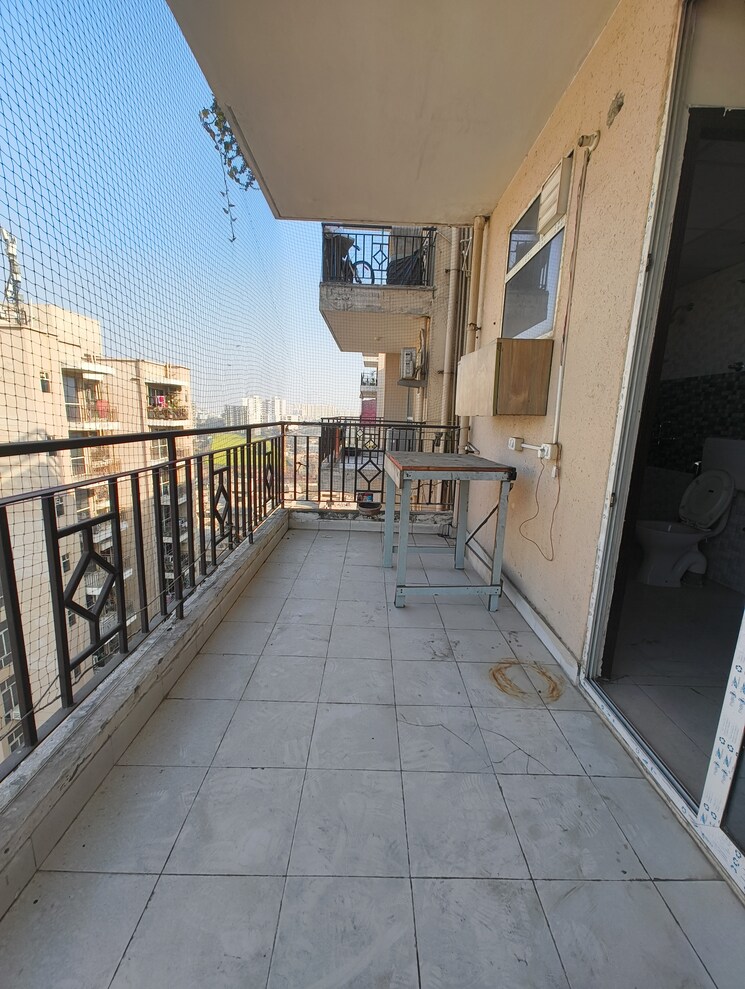 Cover Image, signature-global-andour-height 2 Bedroom 700 Sq.Ft. Apartment In Sector 71 Gurgaon 9776057