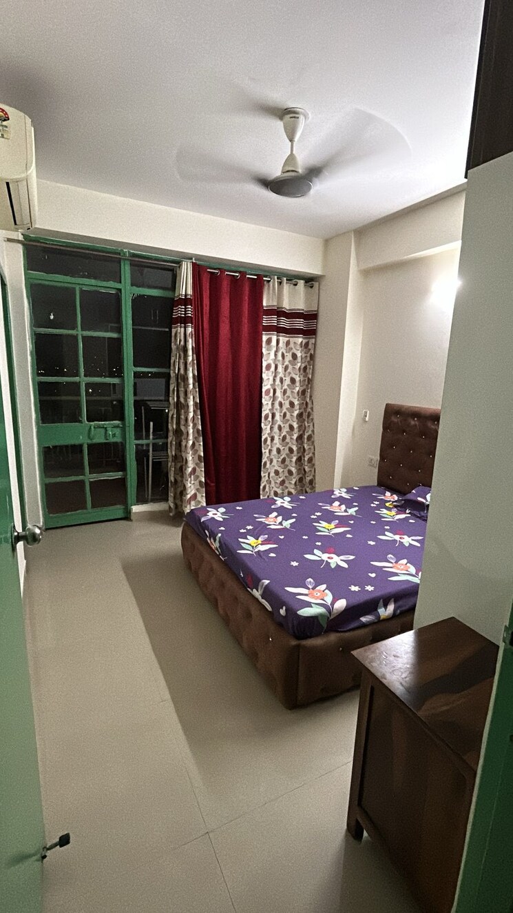 Bedroom, sector 104 2 Bedroom 650 Sq.Ft. Builder Floor In Sector 104 Gurgaon 9776060