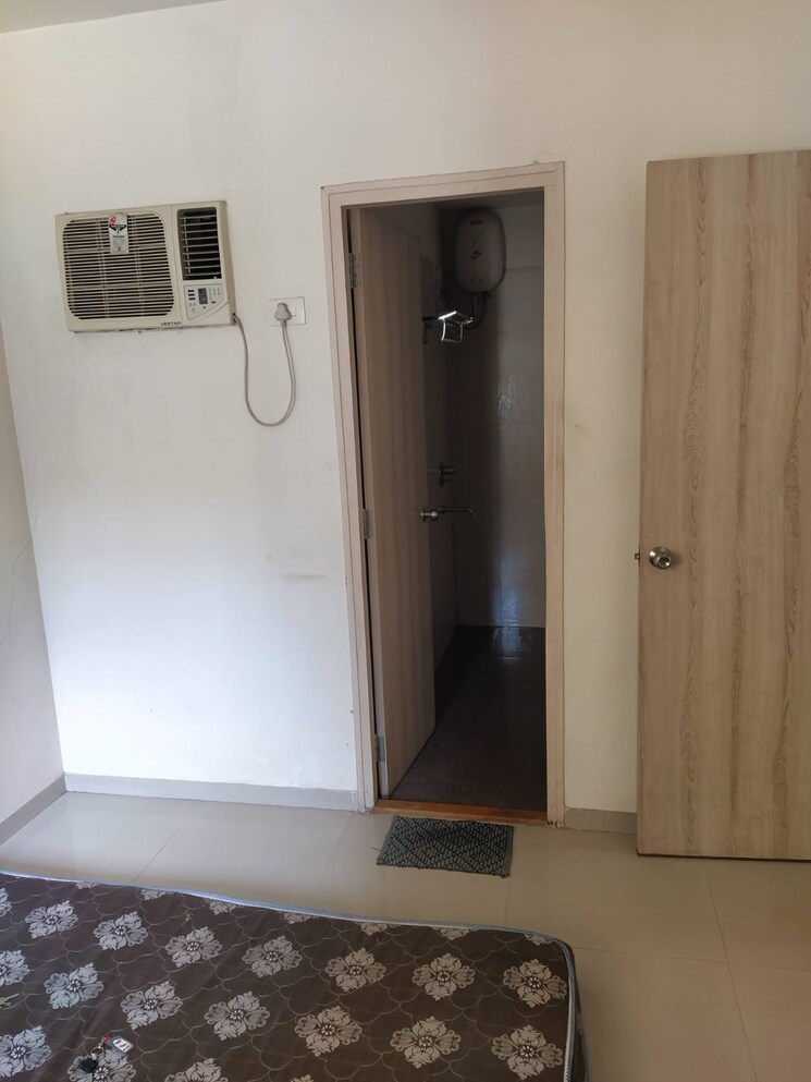 Room, dlf phase ii 4 Bedroom 2250 Sq.Ft. Builder Floor In Dlf Phase ii Gurgaon 9775593