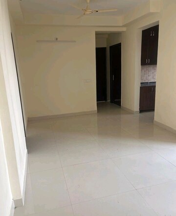 Room in 3 BHK Apartment at Amrapali Heartbeat City, Sector 107 – for Rent