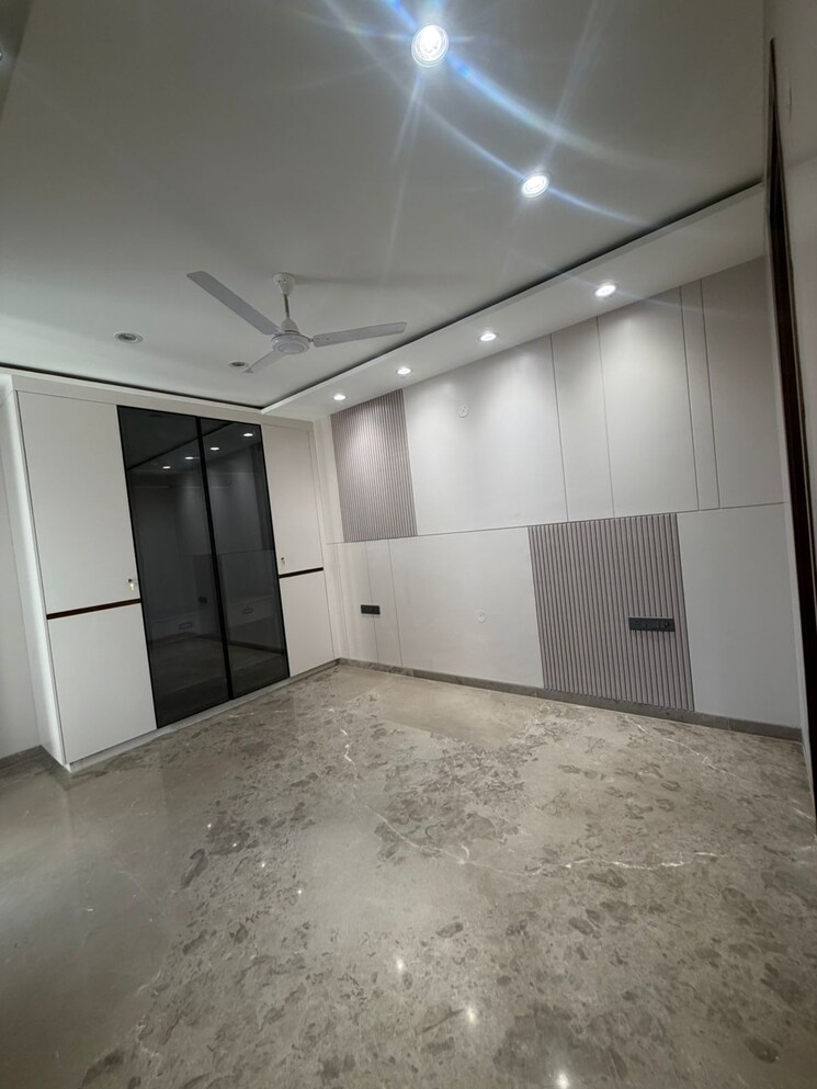 Cover Image, sector 15 3 Bedroom 2000 Sq.Ft. Builder Floor In Sector 15 Gurgaon 9776715
