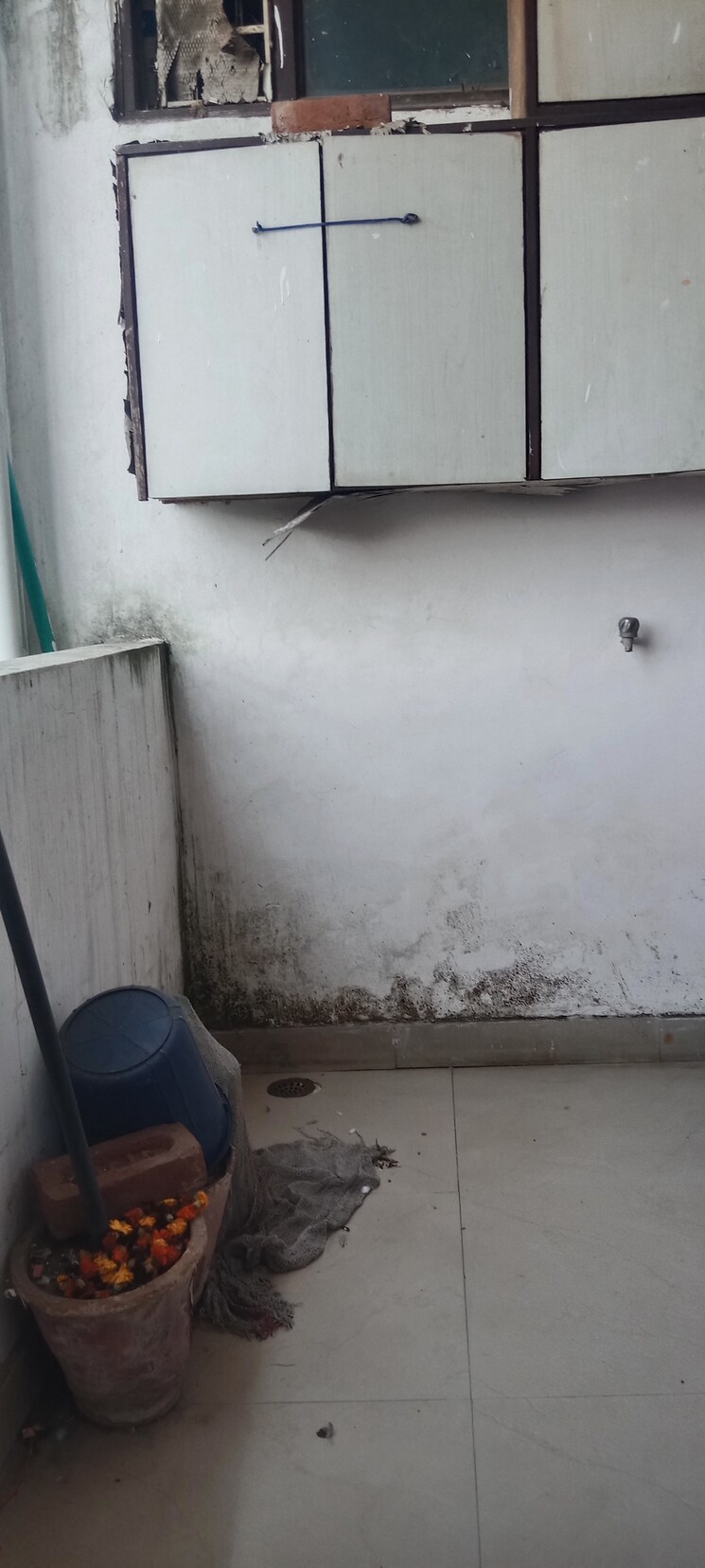 Bathroom, neb sarai 3 Bedroom 1400 Sq.Ft. Builder Floor In Neb Sarai Delhi 9777148