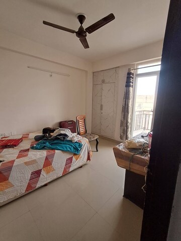 Bedroom in 3 BHK Apartment at AIG Park Avenue, Sector 4 Greater Noida – for Rent