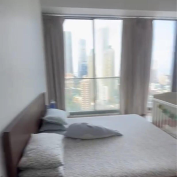 Living Room in 4 BHK Apartment at Rustomjee Crown, Gokhale Road – for Rent