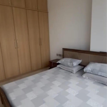 Room in 4 BHK Apartment at Rustomjee Crown, Gokhale Road – for Rent