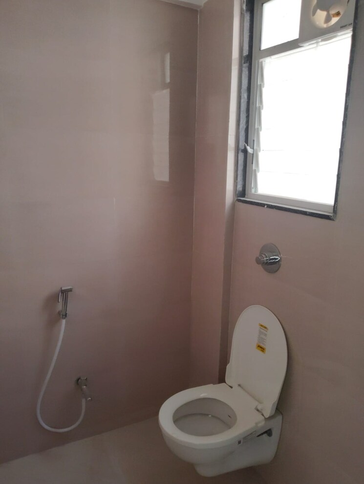Bathroom, rahul-sai-ramdas 2 Bedroom 566 Sq.Ft. Apartment In Manjri Budruk Pune 9777361