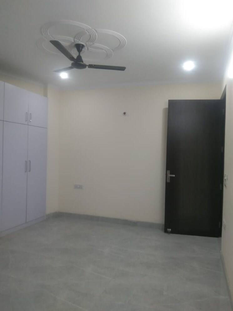 Room, sunshine-helios 2 Bedroom 1100 Sq.Ft. Builder Floor In Sector 78 Noida 9778015