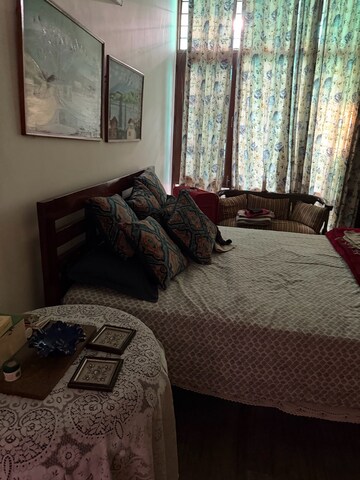 Room in 1 BHK Independent House at Dlf City Phase 3 – for Rent