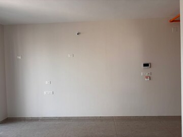 Room in 2 BHK Apartment at Kharadi Gaon – for Rent