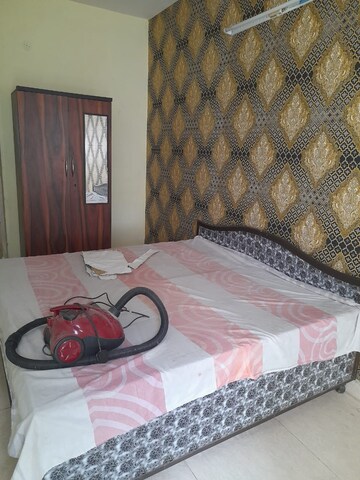 Bedroom in 2 BHK Builder Floor at Saket – for Rent