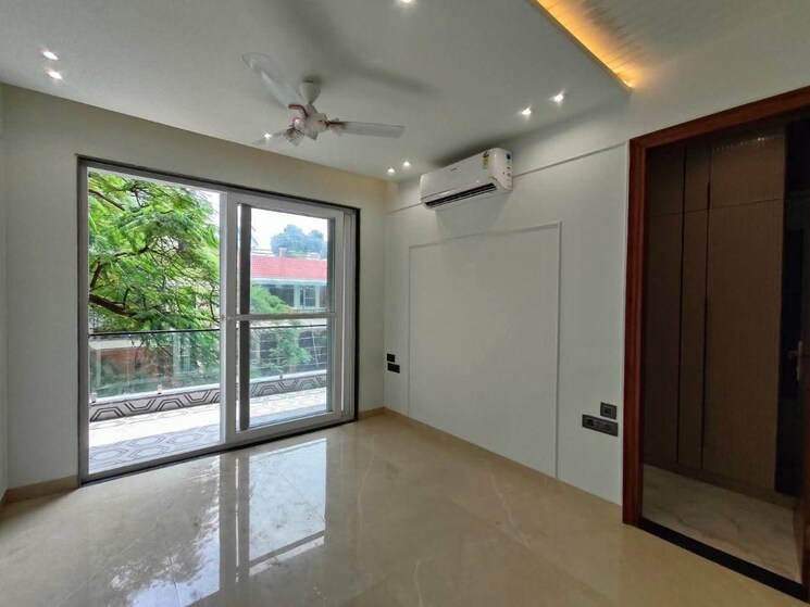 Cover Image, smart-world-orchard 3 Bedroom 1680 Sq.Ft. Apartment In Sector 61 Gurgaon 9778334