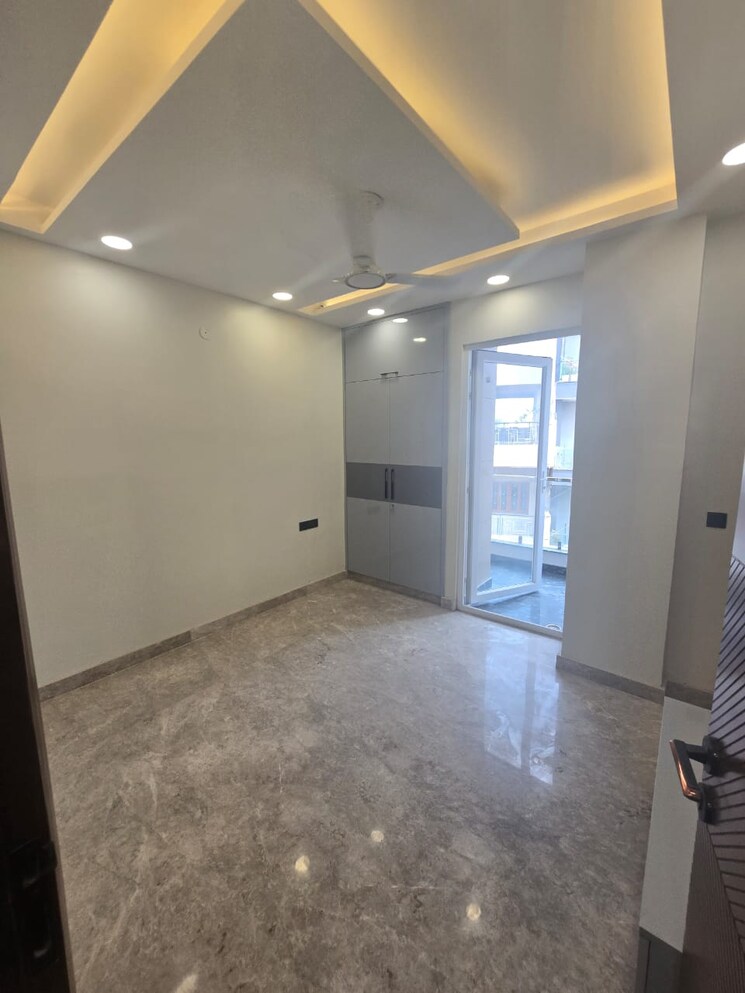 Room, rajouri garden 2 Bedroom 900 Sq.Ft. Builder Floor In Rajouri Garden Delhi 9778424