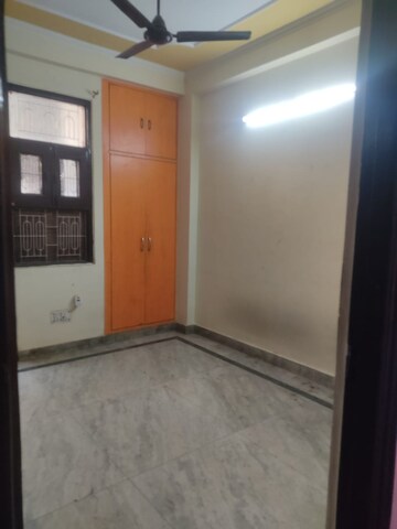 2 BHK Builder Floor For Rent in Gyan Khand Iii