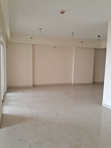 Room in 4 BHK Apartment at VVIP Mangal, Raj Nagar Extension – for Sale