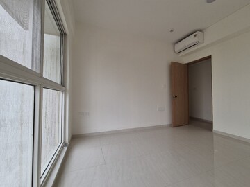 Room in 3 BHK Apartment at Lodha Bella Vita, Nibm Road – for Sale