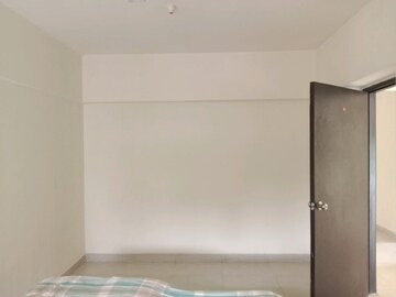 Room in 3 BHK Apartment at Conwood Enclave, Vasant Vihar – for Sale