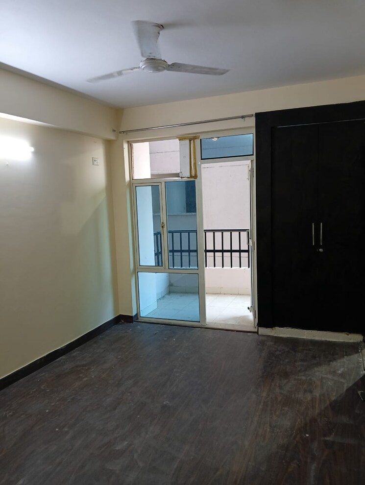 Room, sg-grand 2 Bedroom 930 Sq.Ft. Apartment In Raj Nagar Extension Ghaziabad 9778994