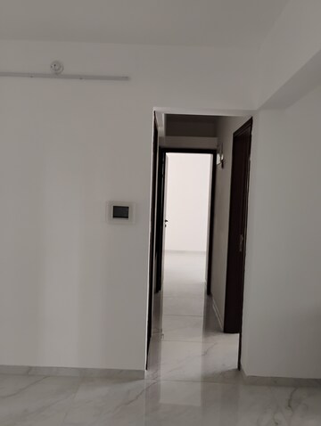 Room in 2 BHK Apartment at Shree West Winds, Pashan – for Rent