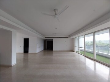 Room in 5 BHK Penthouse at Adani Oyster Grande Phase 2, Sector 102 – for Rent