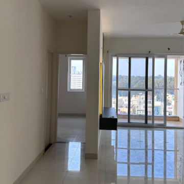 Room in 2 BHK Apartment at Salarpuria Sattva Exotic, Bagalur rd – for Rent