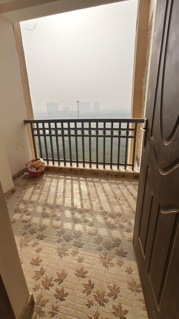 Balcony in 2 BHK Apartment at Ahmamau – for Rent