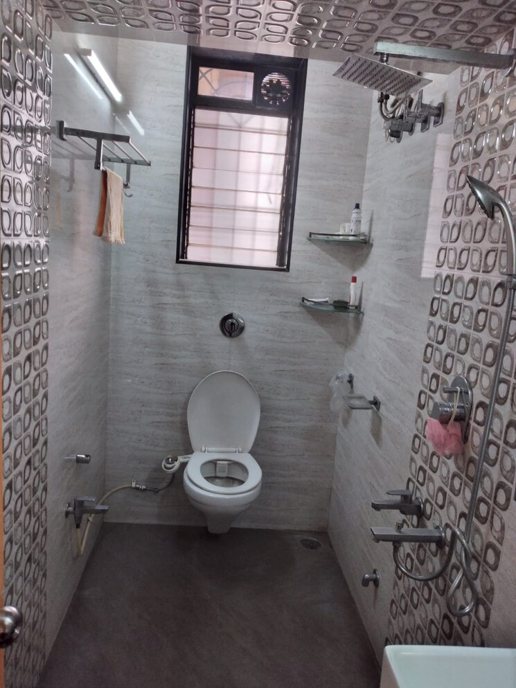 Bathroom, pushpa-mangal-complex 3 Bedroom 1100 Sq.Ft. Apartment In Uthalsar Thane 9779260