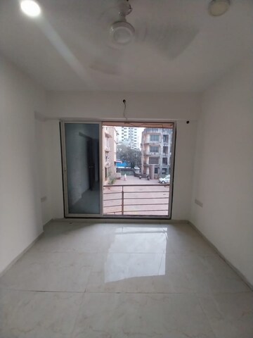 Room in 2 BHK Apartment at Marol – for Sale